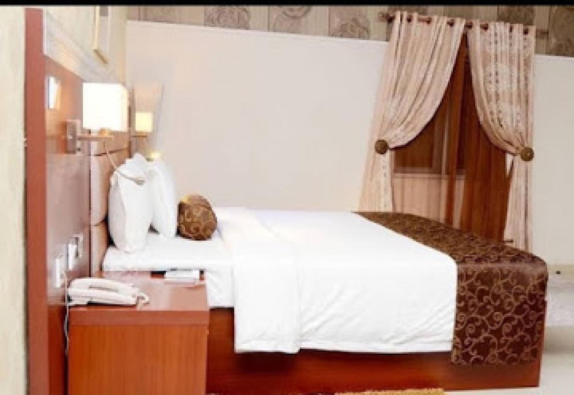 Room In Lodge - Nippon Grand Hotels Jabi Exterior foto